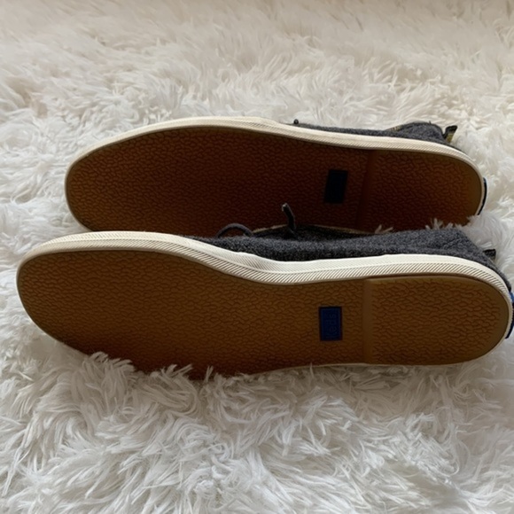 Keds Grey & White Slip-On Soft Sneakers - Picture 8 of 10